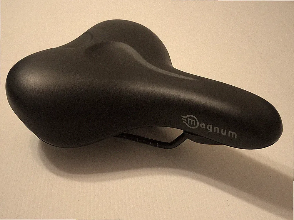 Magnum Comfort Hybrid Bicycle seat Saddle Black Cruiser 10”x8”