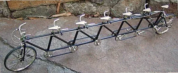 Miniature 6 Seater Tandem Bicycle 1:10 Scale