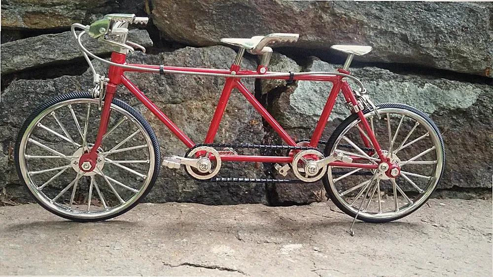 10 Tandem